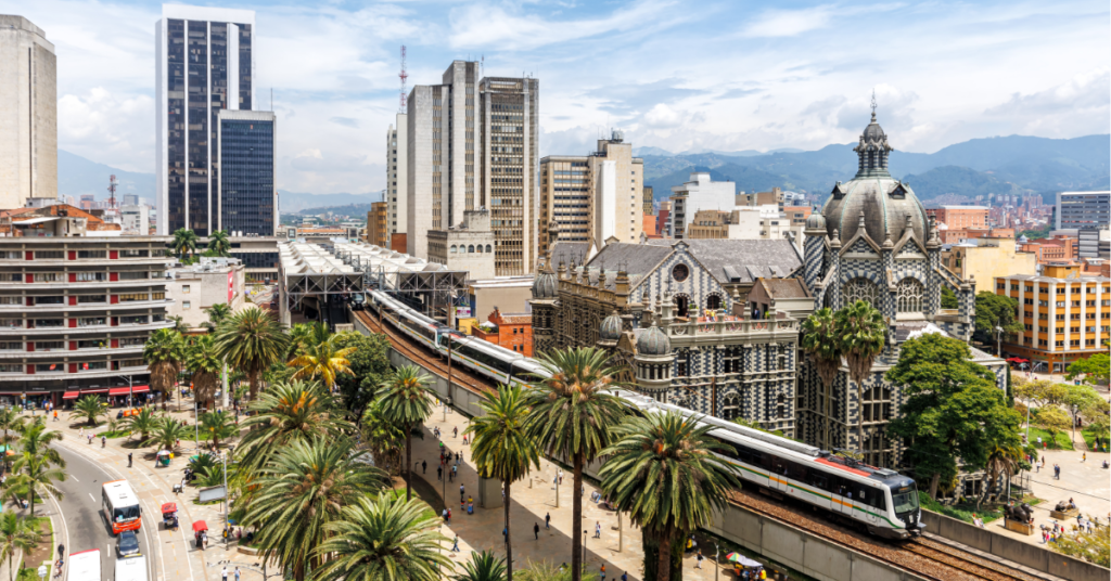 transporte medellin bogota